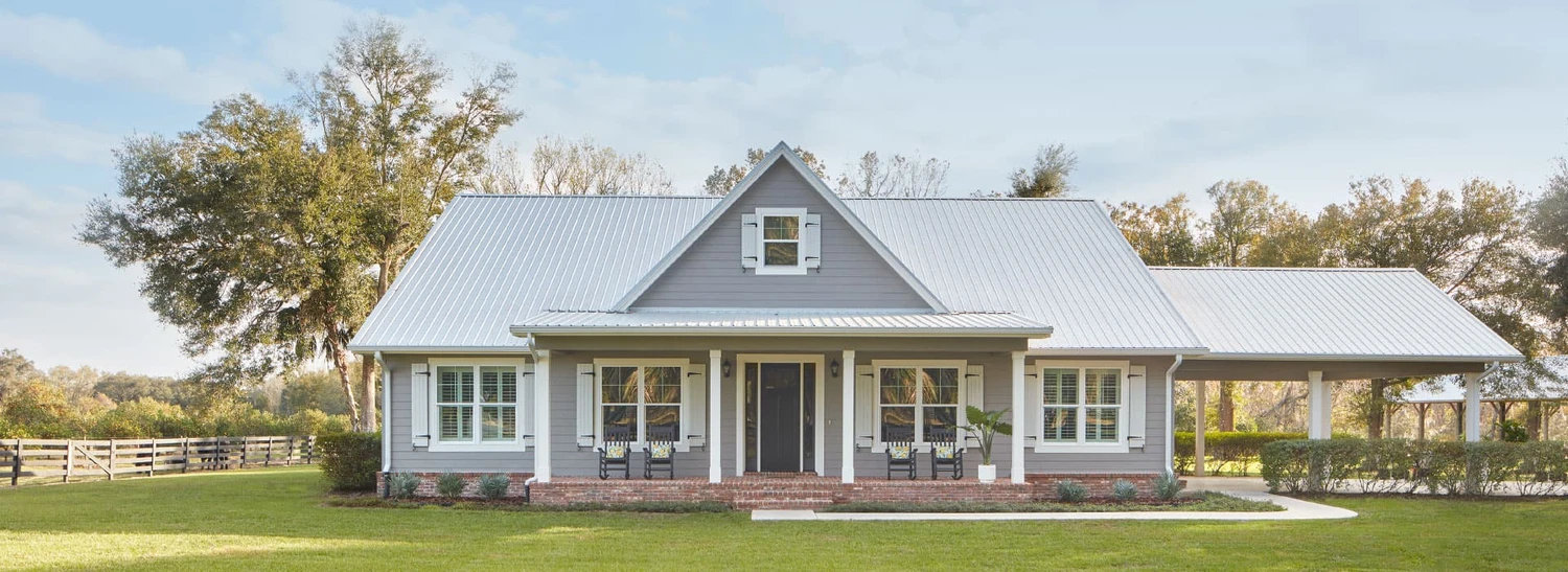 Pella® Defender Series Windows in Park Ridge